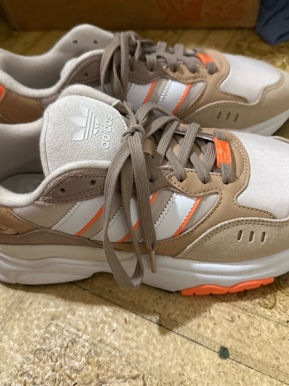 Adidas Size 9 Beige/Neon Orange Lace-Up Designer Sneakers